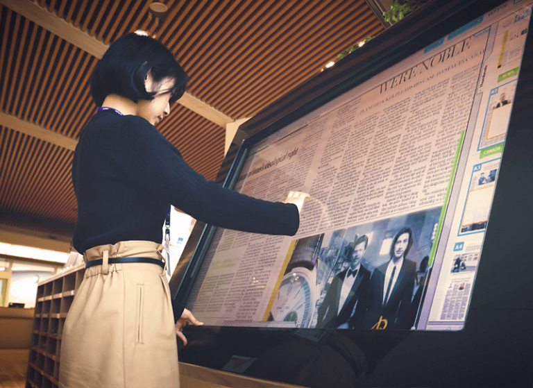 明治大学 和泉キャンパス「キャンパスは世界～Go Forward, Go Global～」